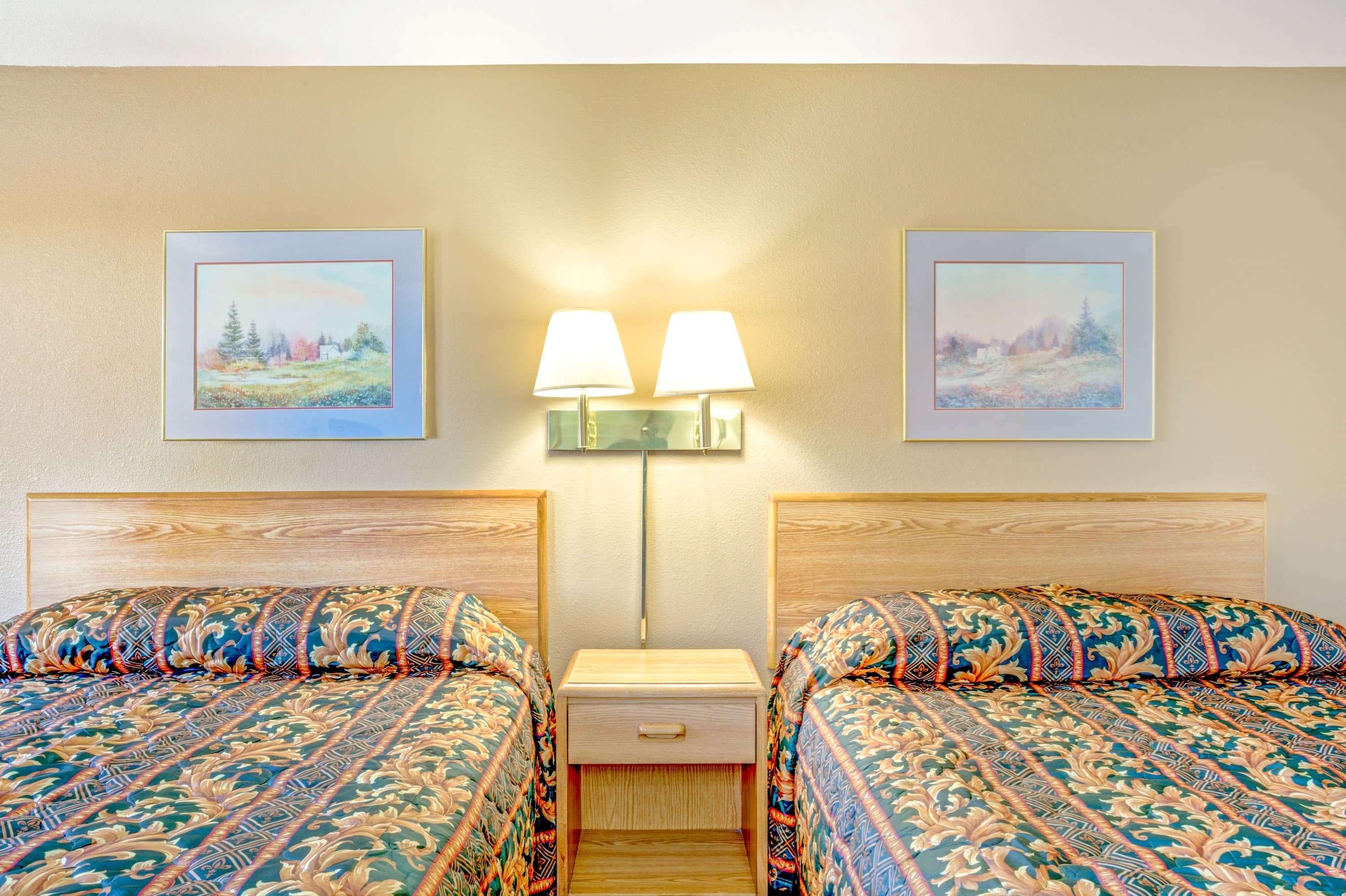 Super 8 By Wyndham Carson City Lake Tahoe Exterior photo